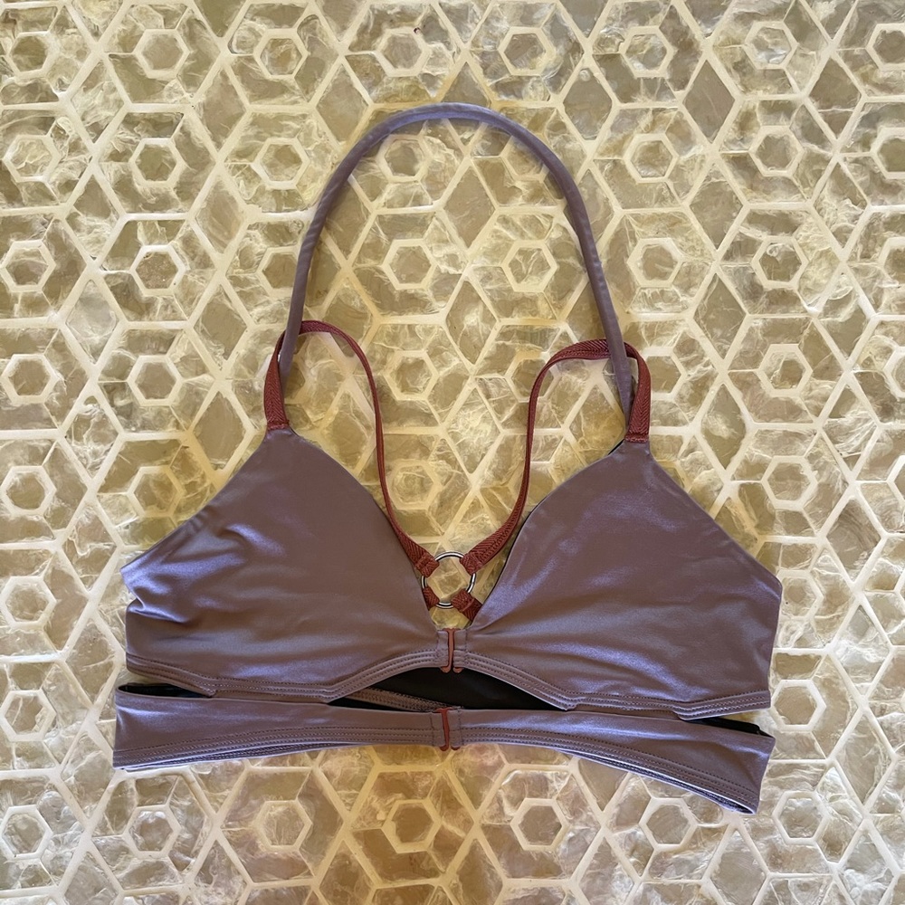 NWOT Urban Outfitters Sports Bra. Size SMALL
